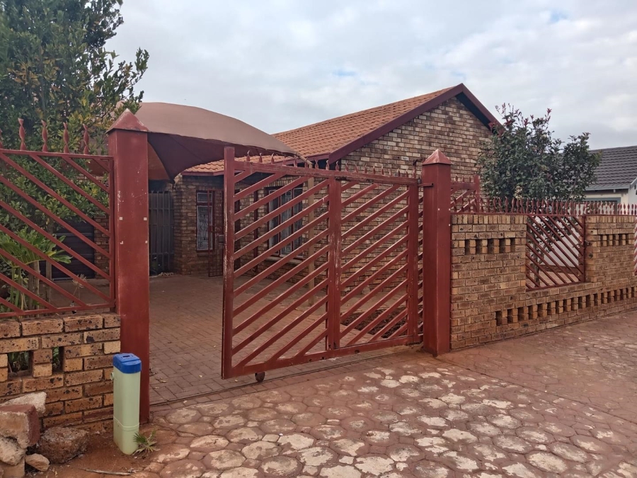 3 Bedroom Property for Sale in Ga-rankuwa Unit 17 Gauteng