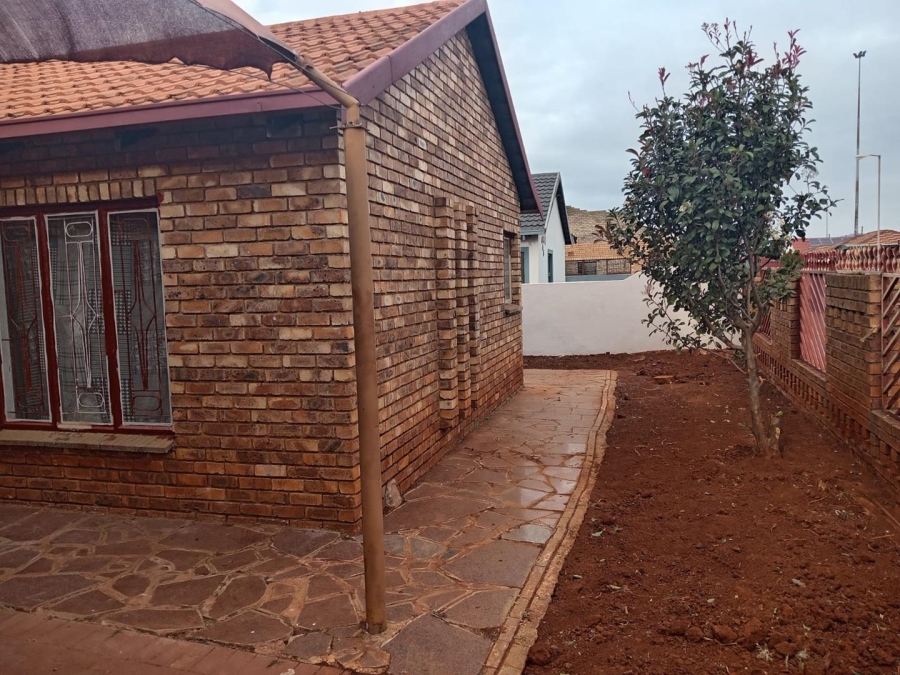3 Bedroom Property for Sale in Ga-rankuwa Unit 17 Gauteng