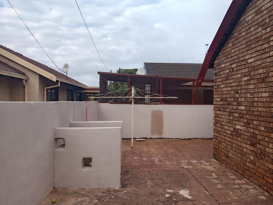 3 Bedroom Property for Sale in Ga-rankuwa Unit 17 Gauteng