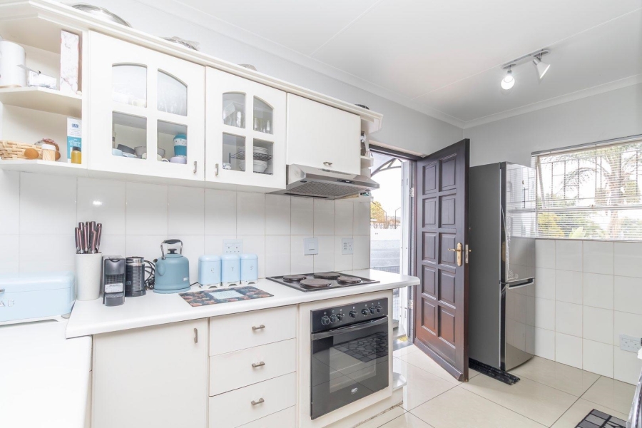 2 Bedroom Property for Sale in Radiokop Gauteng