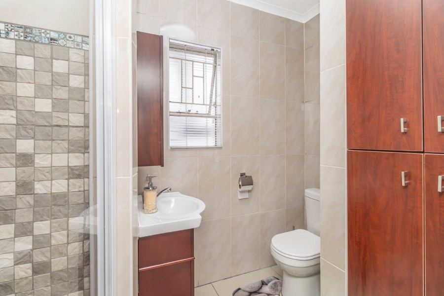2 Bedroom Property for Sale in Radiokop Gauteng