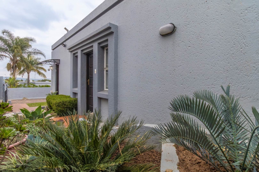 2 Bedroom Property for Sale in Radiokop Gauteng