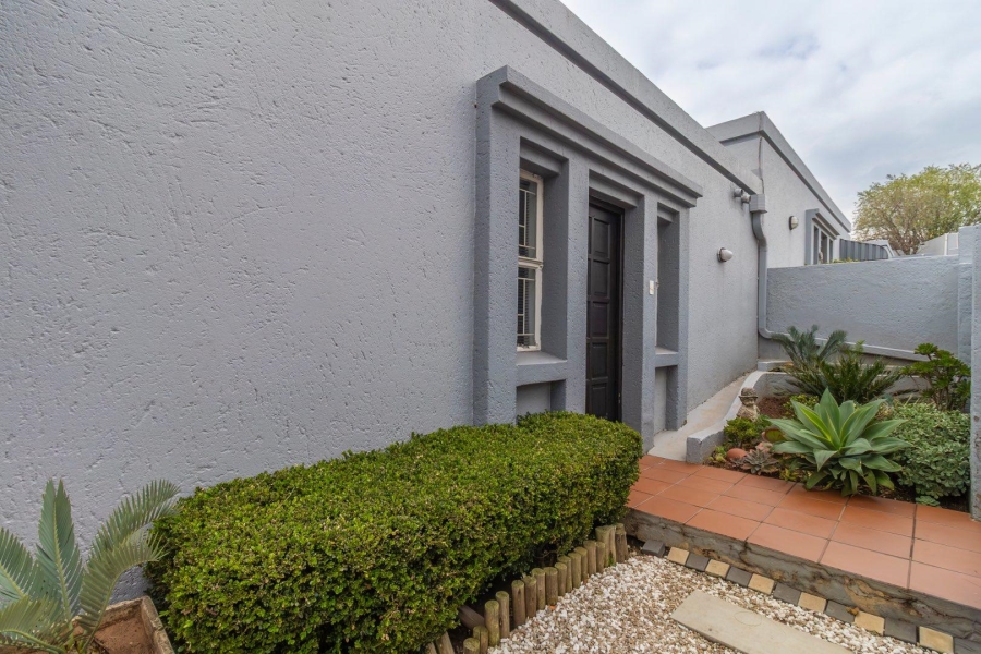 2 Bedroom Property for Sale in Radiokop Gauteng