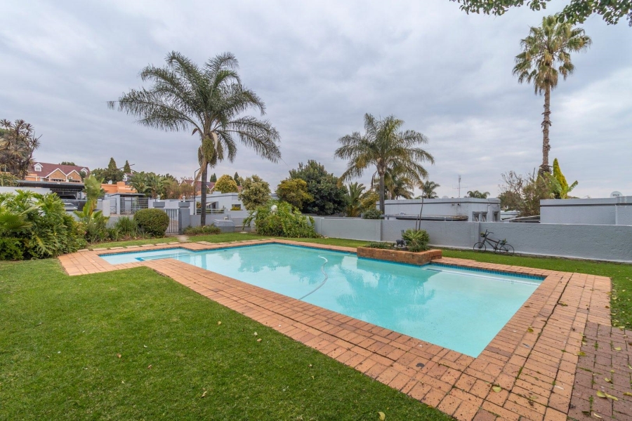 2 Bedroom Property for Sale in Radiokop Gauteng