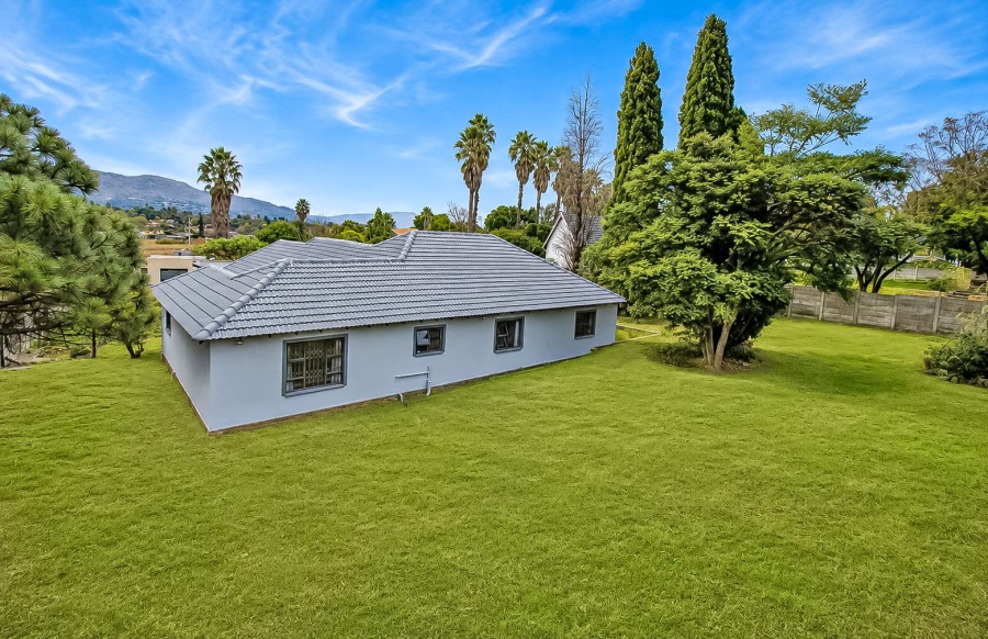 5 Bedroom Property for Sale in Strubensvallei Gauteng