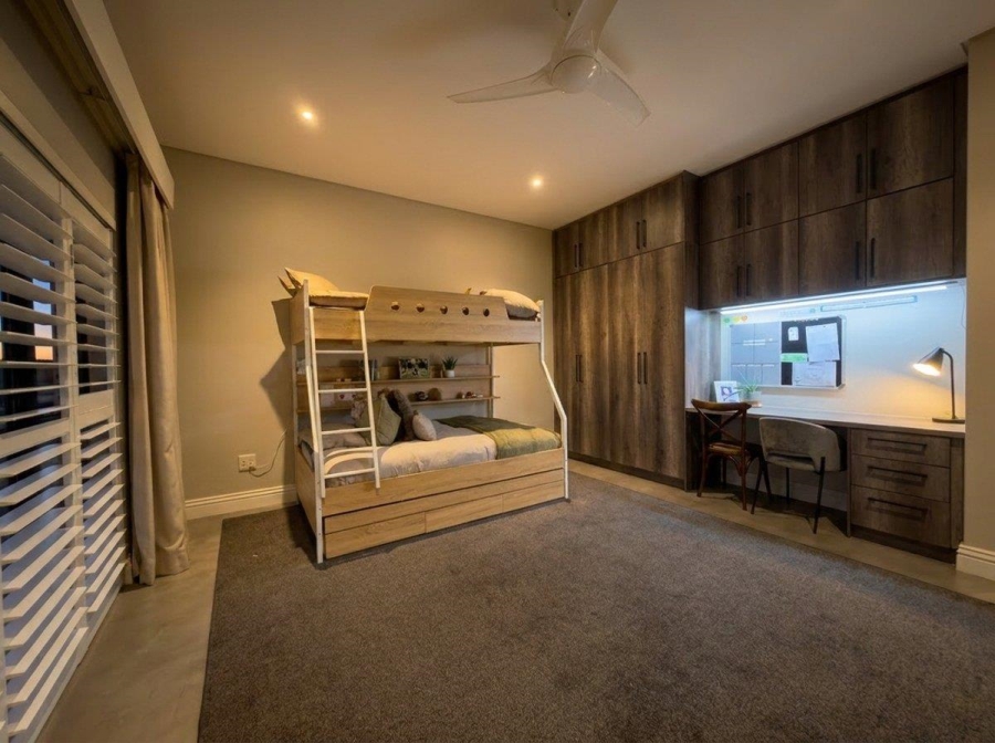 5 Bedroom Property for Sale in Monaghan Farm Gauteng