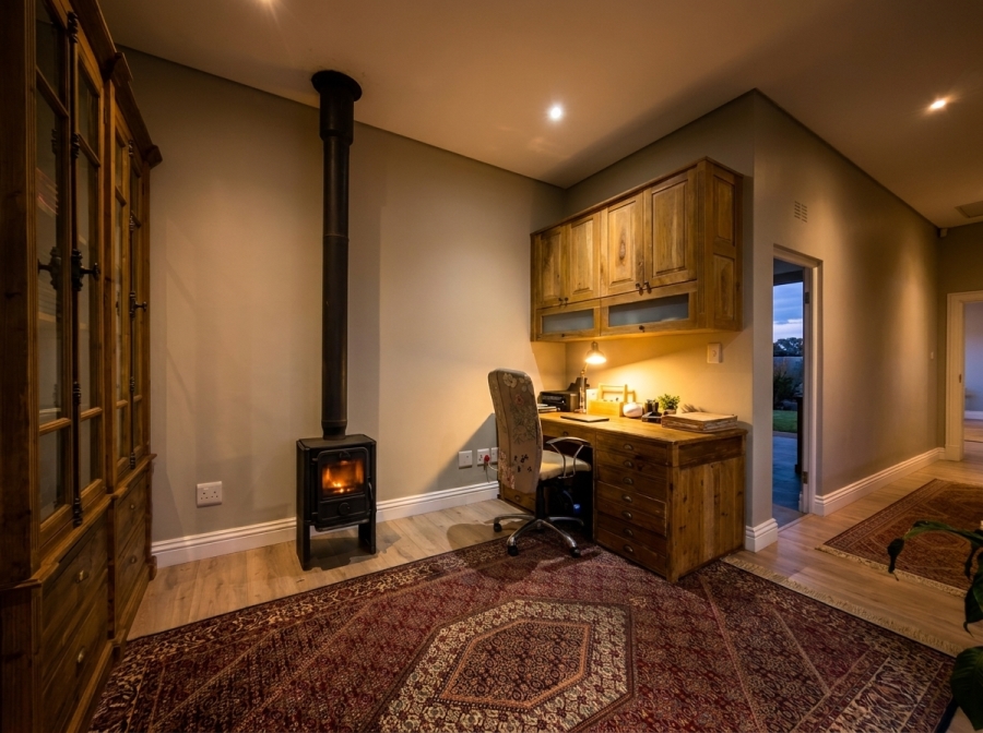 5 Bedroom Property for Sale in Monaghan Farm Gauteng