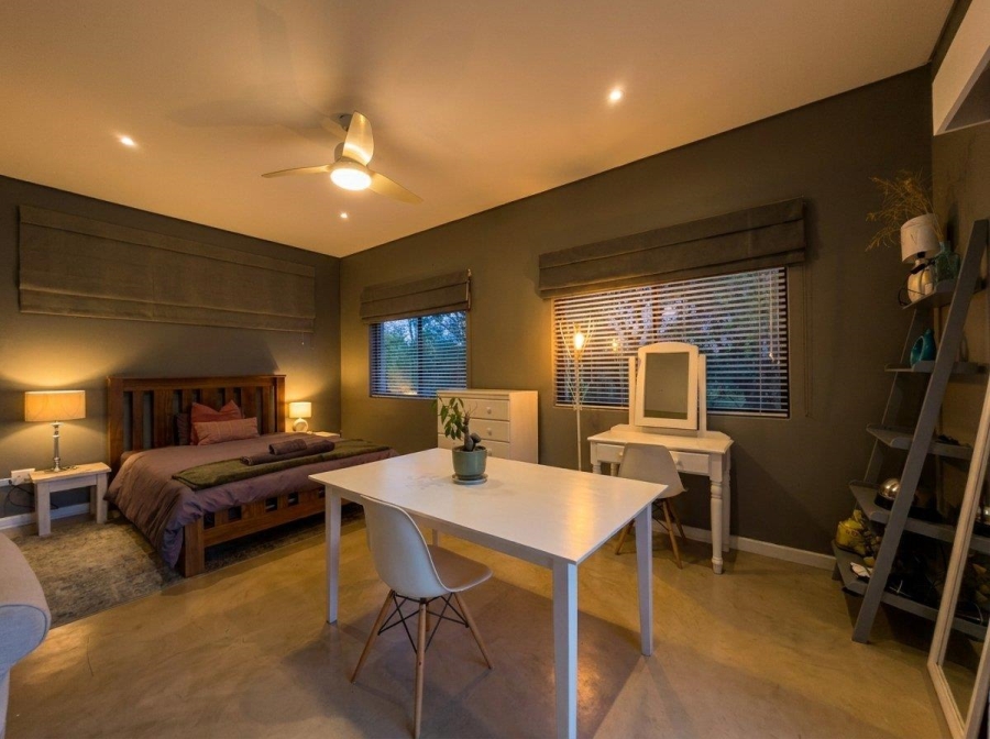 5 Bedroom Property for Sale in Monaghan Farm Gauteng