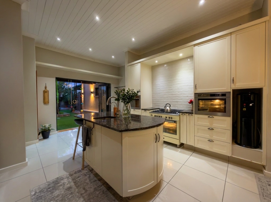 5 Bedroom Property for Sale in Monaghan Farm Gauteng