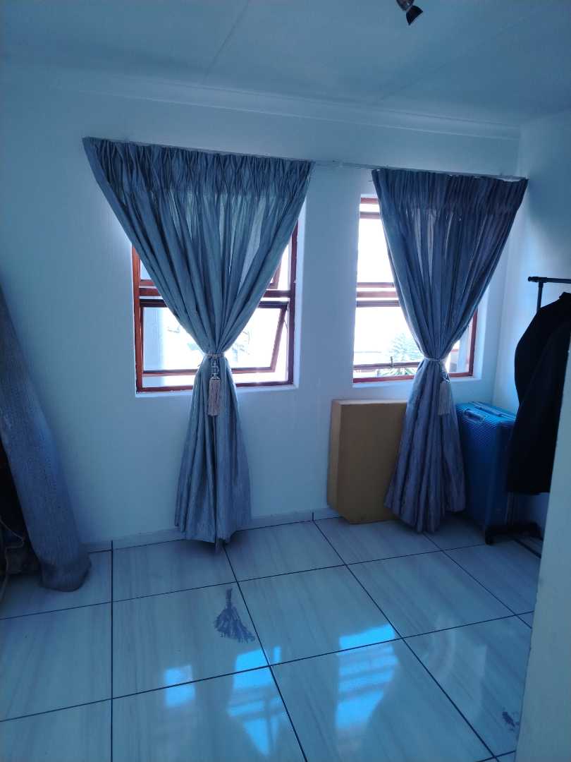 2 Bedroom Property for Sale in Lakefield Gauteng