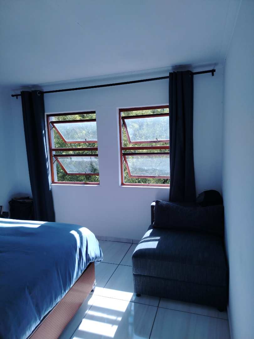 2 Bedroom Property for Sale in Lakefield Gauteng