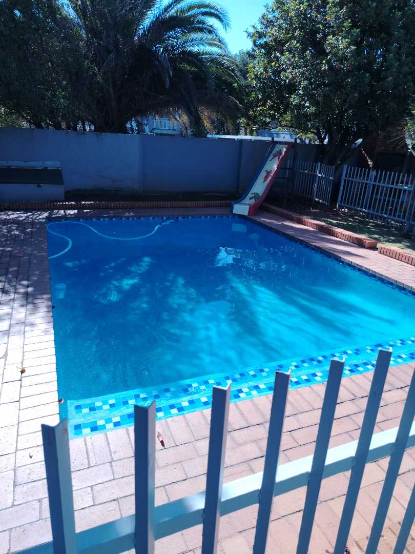 2 Bedroom Property for Sale in Lakefield Gauteng