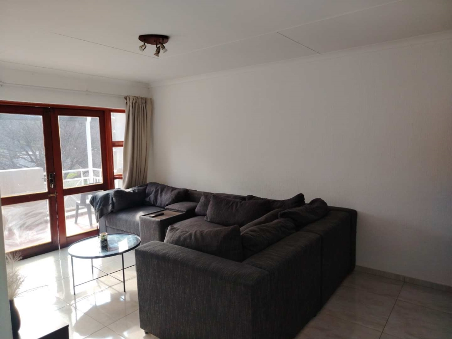 2 Bedroom Property for Sale in Lakefield Gauteng