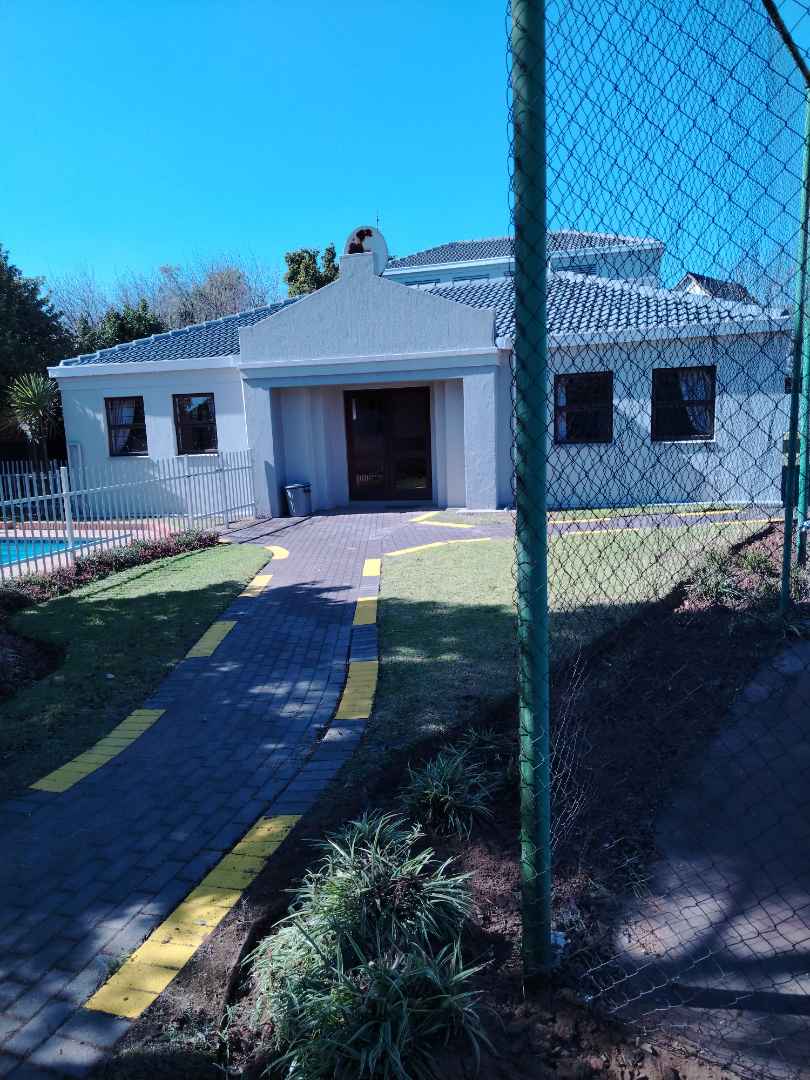 2 Bedroom Property for Sale in Lakefield Gauteng