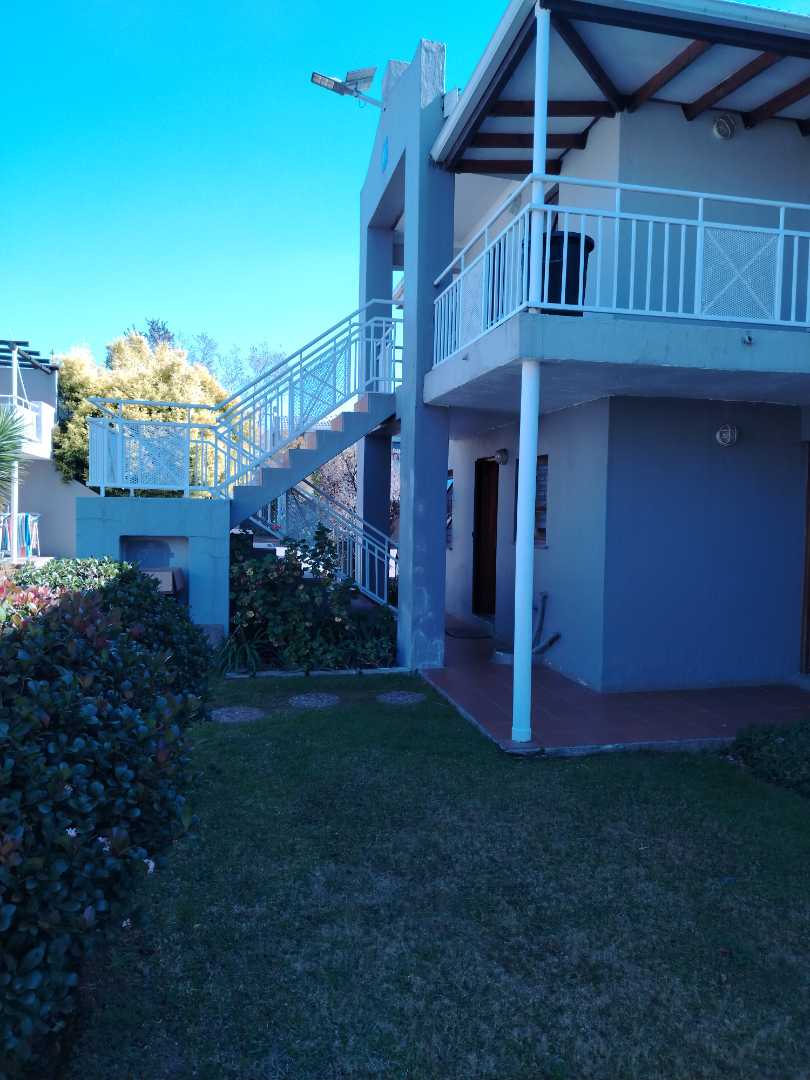 2 Bedroom Property for Sale in Lakefield Gauteng