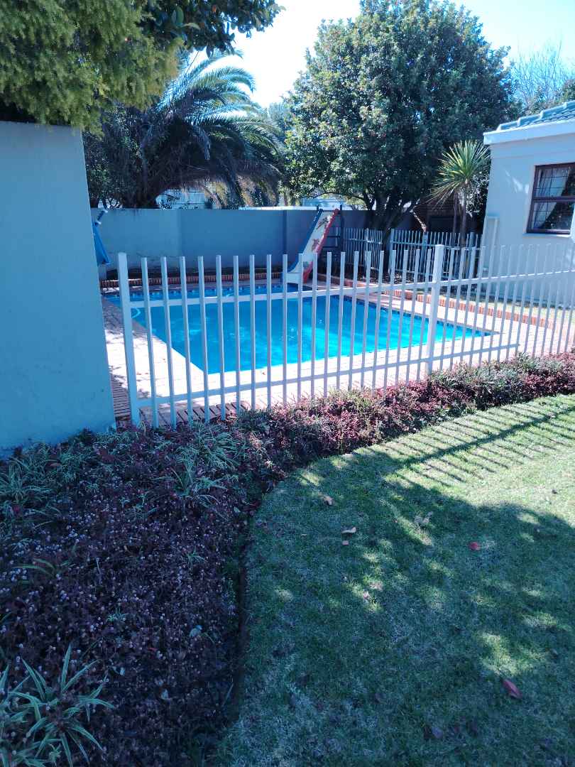 2 Bedroom Property for Sale in Lakefield Gauteng