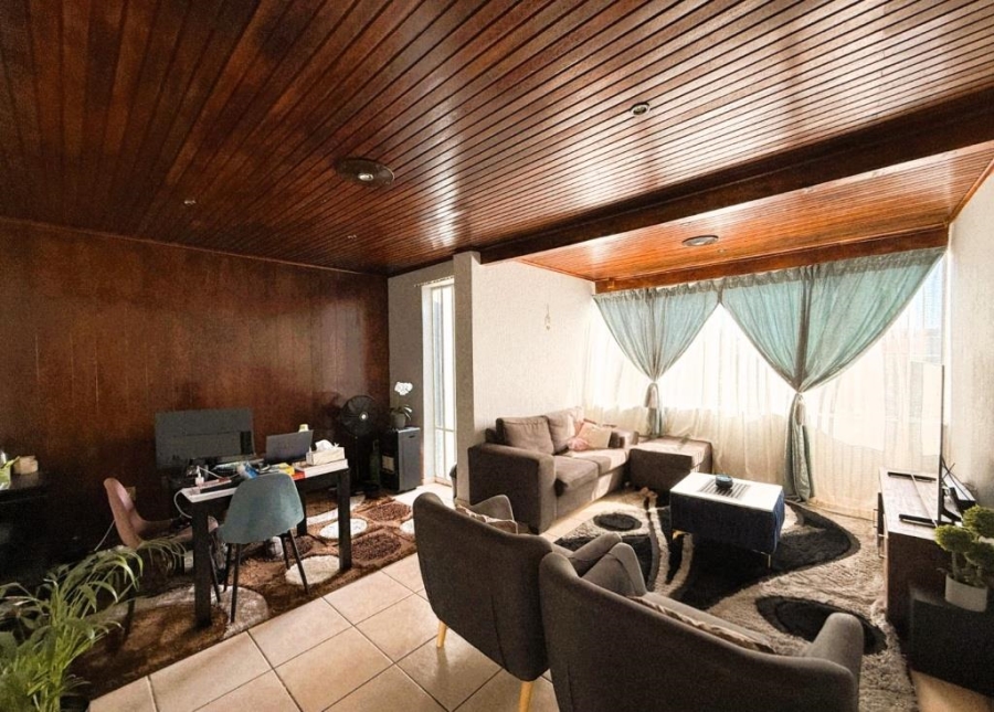 1 Bedroom Property for Sale in Blackheath Gauteng