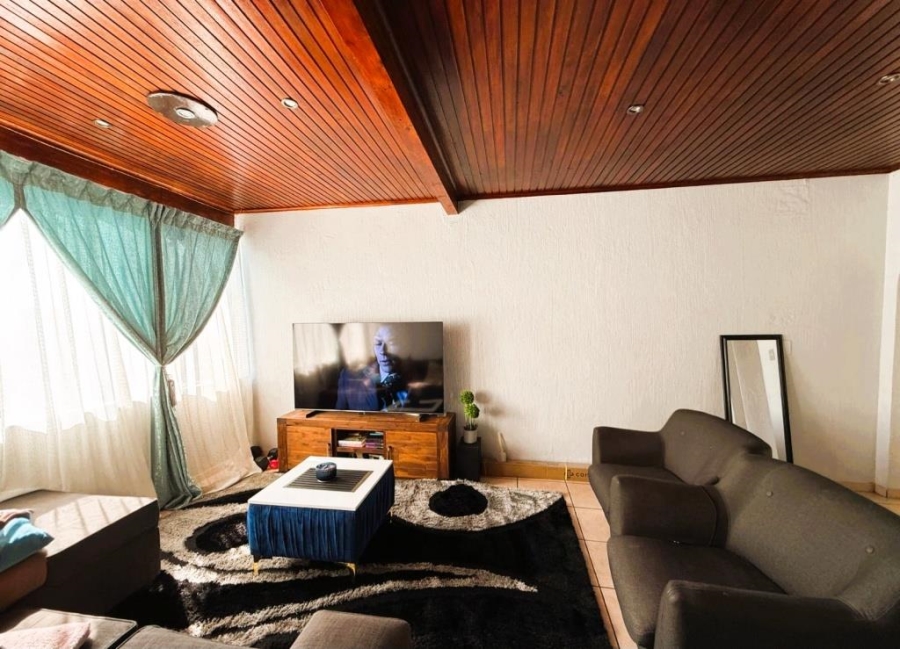 1 Bedroom Property for Sale in Blackheath Gauteng