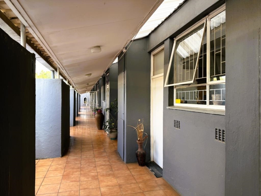 1 Bedroom Property for Sale in Blackheath Gauteng