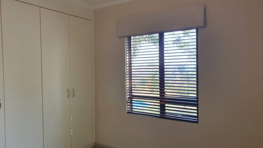 To Let 2 Bedroom Property for Rent in Jackal Creek Golf Estate Gauteng