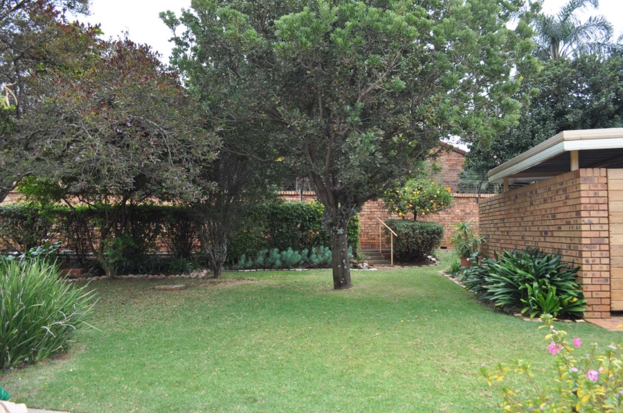 2 Bedroom Property for Sale in Faerie Glen Gauteng