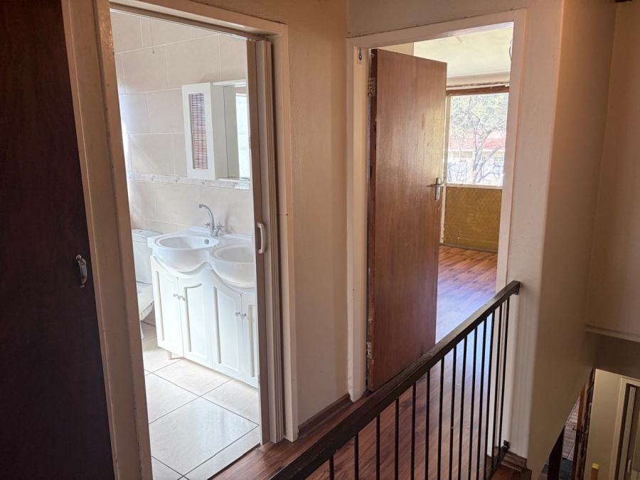 3 Bedroom Property for Sale in Clubview Gauteng