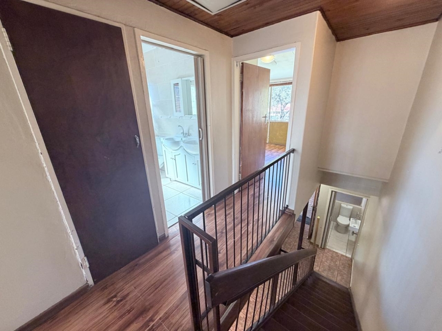 3 Bedroom Property for Sale in Clubview Gauteng