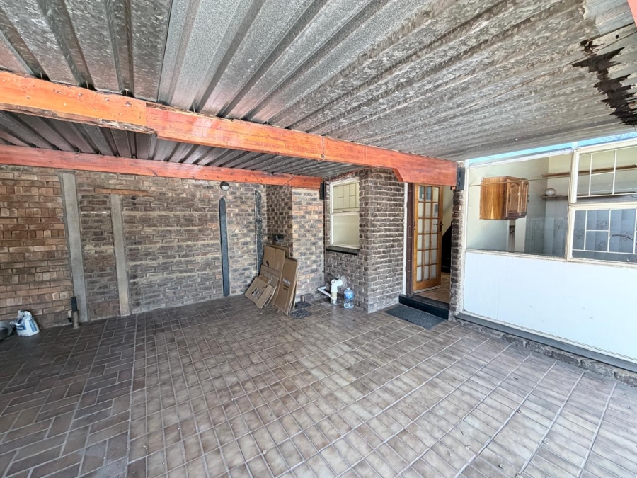 3 Bedroom Property for Sale in Clubview Gauteng