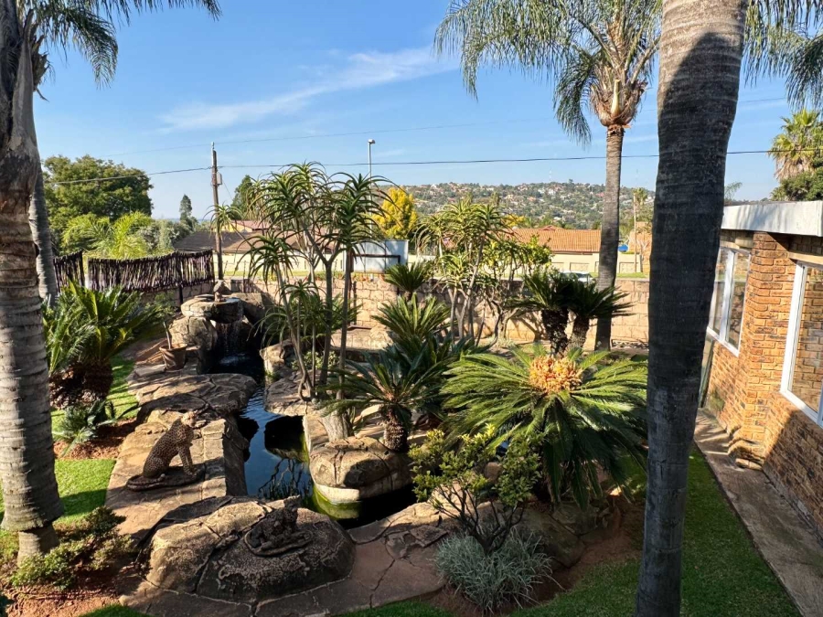 4 Bedroom Property for Sale in Rangeview Gauteng