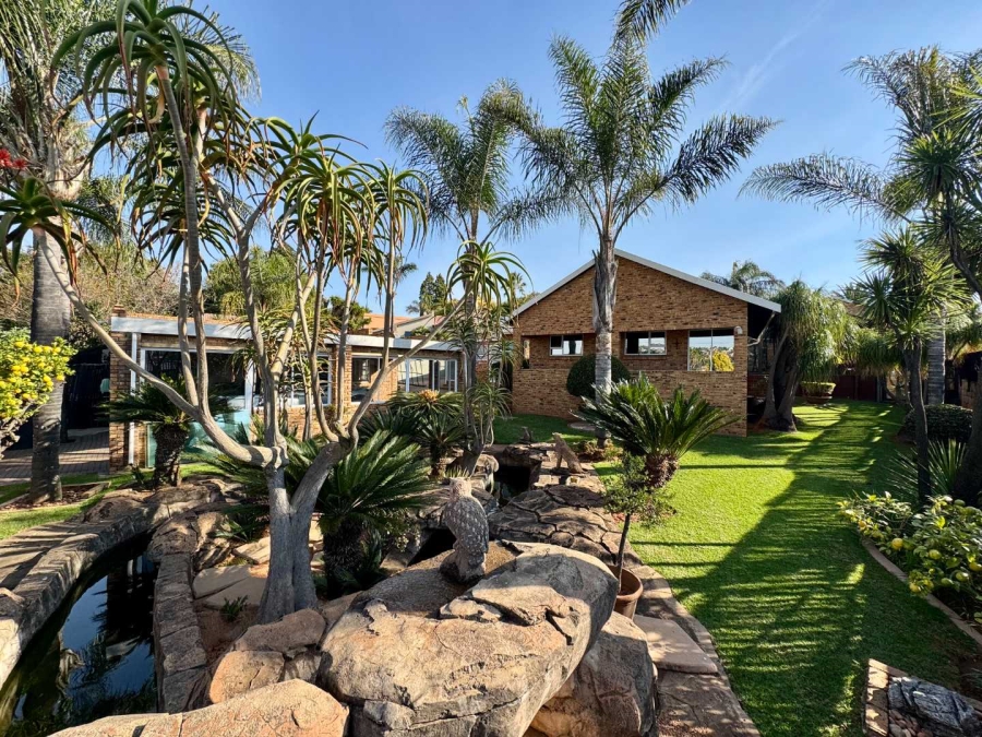 4 Bedroom Property for Sale in Rangeview Gauteng