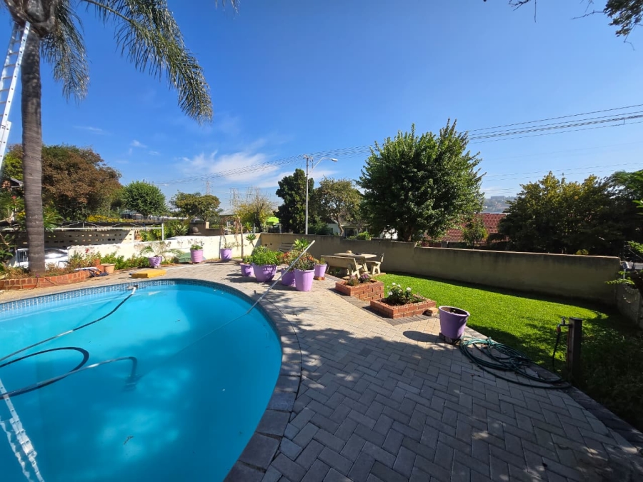 3 Bedroom Property for Sale in Glenanda Gauteng