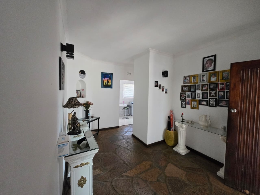 3 Bedroom Property for Sale in Glenanda Gauteng