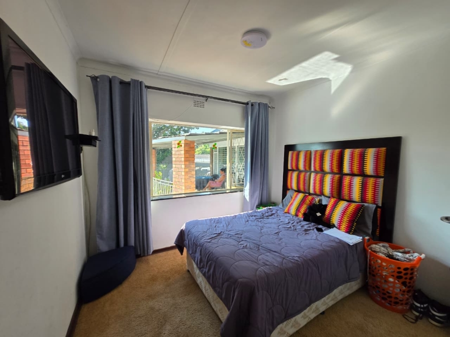 3 Bedroom Property for Sale in Glenanda Gauteng
