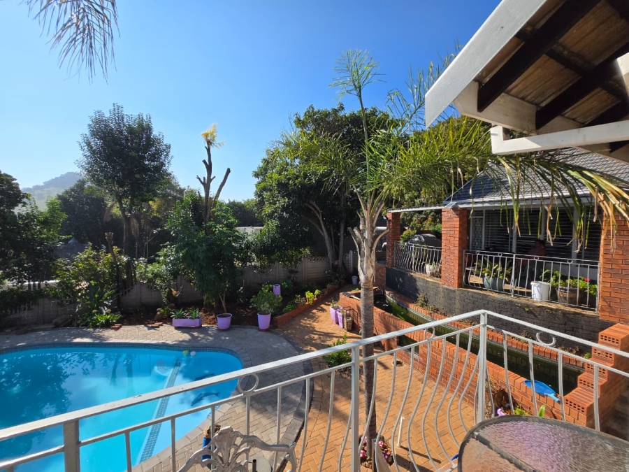 3 Bedroom Property for Sale in Glenanda Gauteng