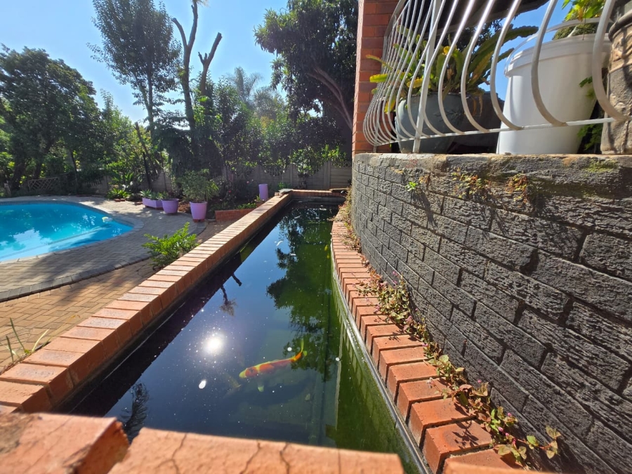 3 Bedroom Property for Sale in Glenanda Gauteng