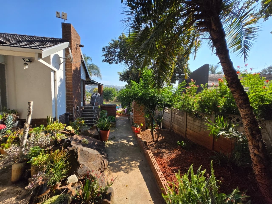 3 Bedroom Property for Sale in Glenanda Gauteng