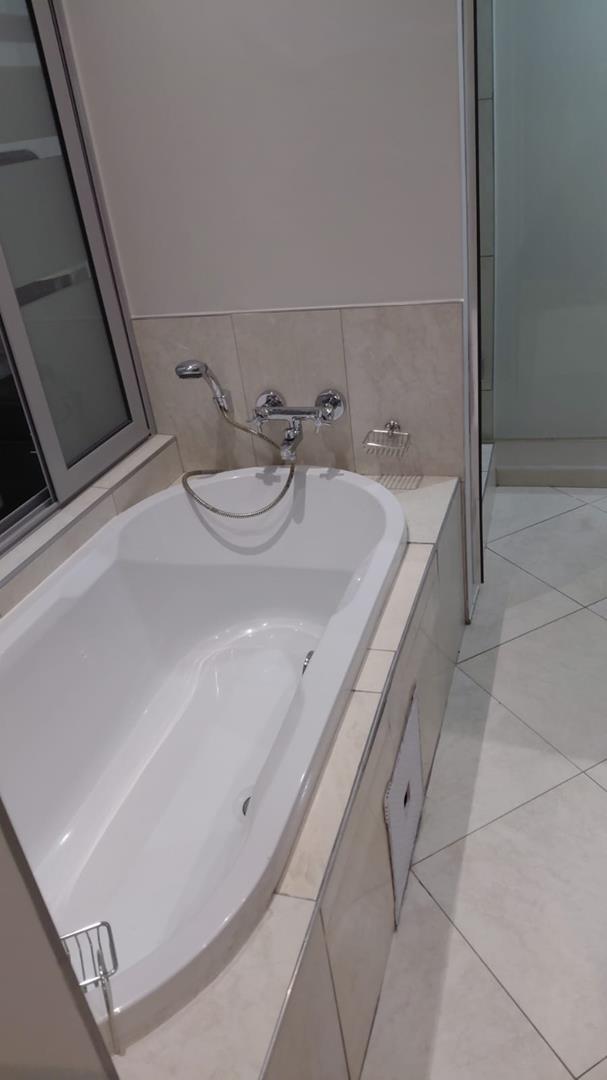 To Let 2 Bedroom Property for Rent in Morningside Gauteng