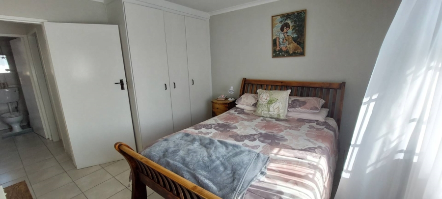 2 Bedroom Property for Sale in Verwoerdpark Gauteng