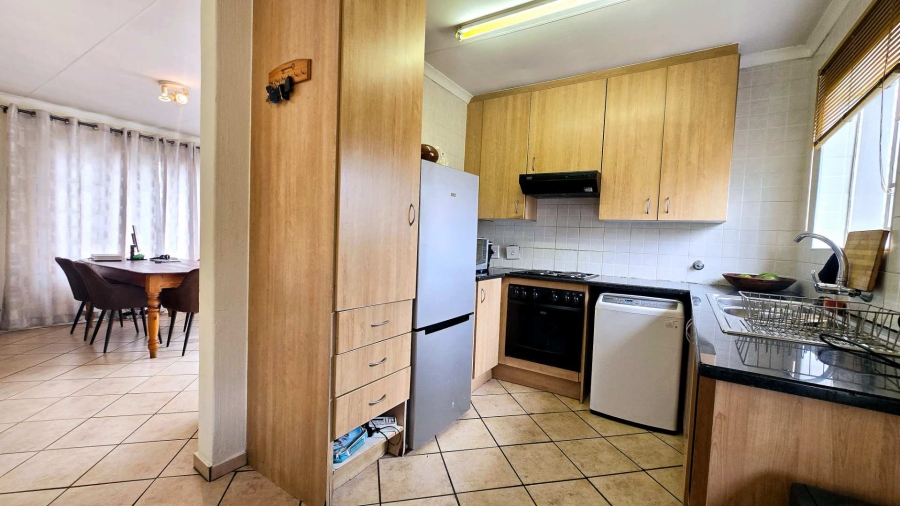 2 Bedroom Property for Sale in Willow Park Manor Gauteng