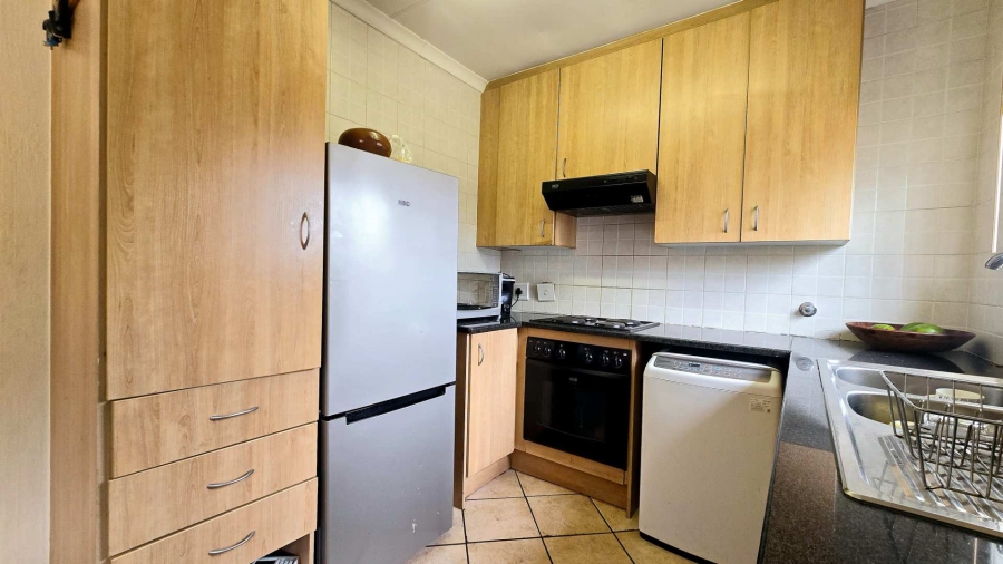 2 Bedroom Property for Sale in Willow Park Manor Gauteng
