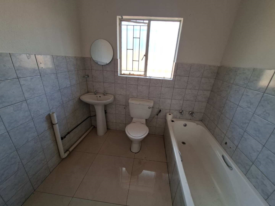 To Let 3 Bedroom Property for Rent in Georginia Gauteng