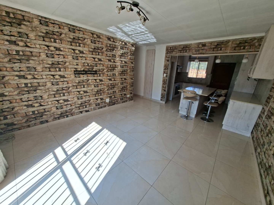To Let 3 Bedroom Property for Rent in Georginia Gauteng
