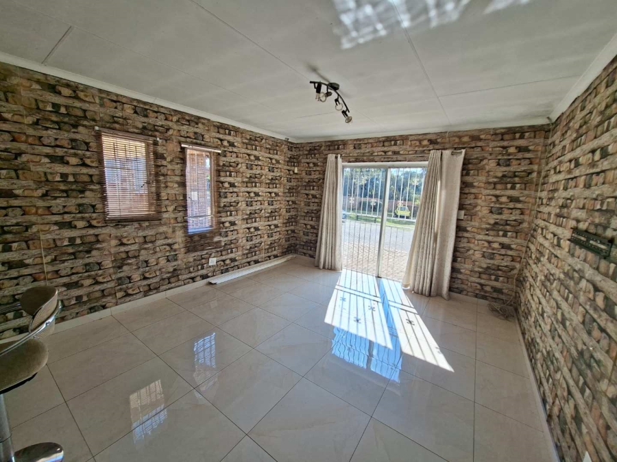 To Let 3 Bedroom Property for Rent in Georginia Gauteng