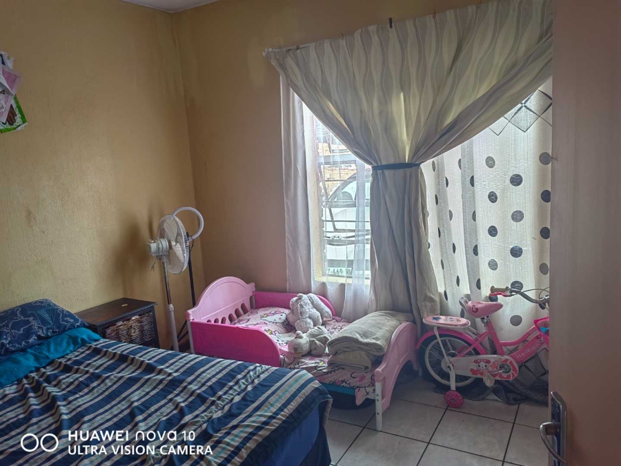 2 Bedroom Property for Sale in Laser Park Gauteng