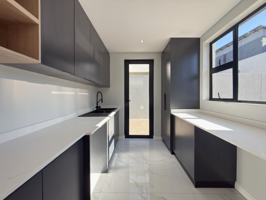 4 Bedroom Property for Sale in Fountainbrook Estate Gauteng