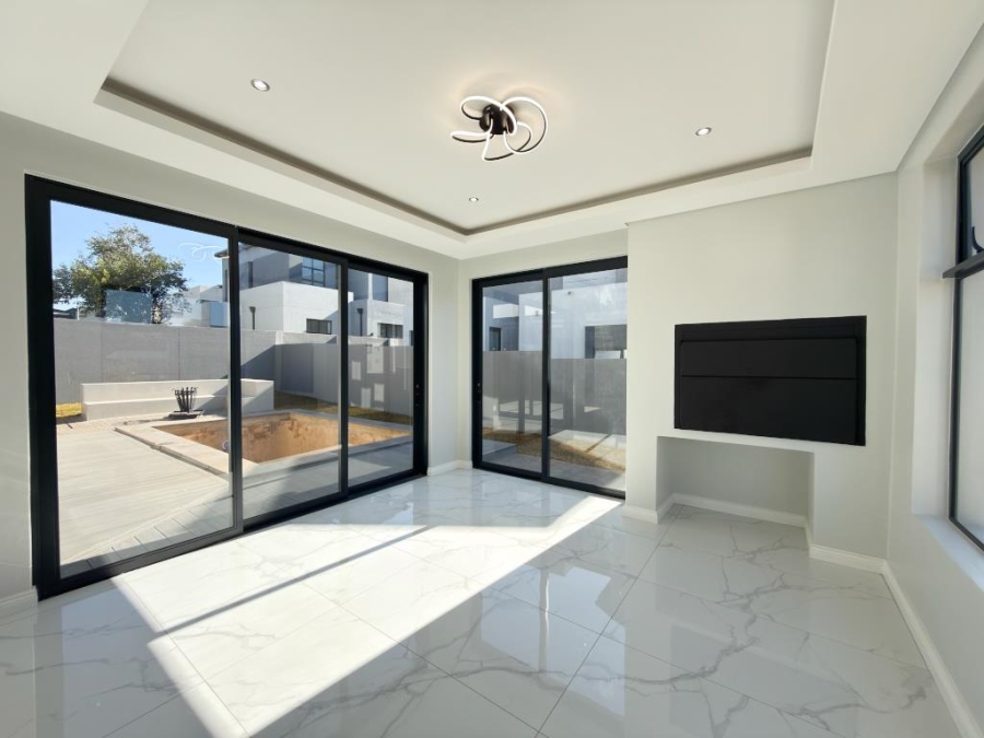 4 Bedroom Property for Sale in Fountainbrook Estate Gauteng