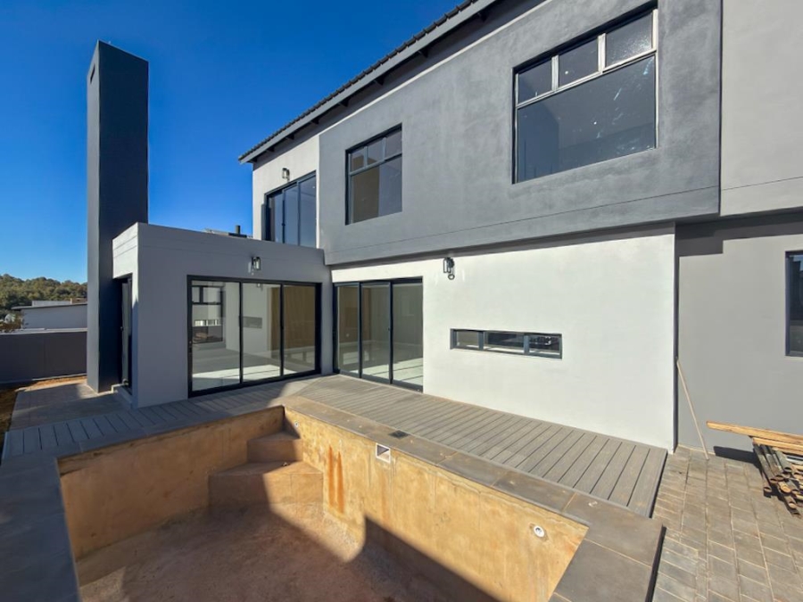 4 Bedroom Property for Sale in Fountainbrook Estate Gauteng