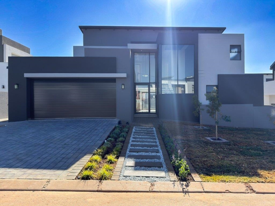 4 Bedroom Property for Sale in Fountainbrook Estate Gauteng