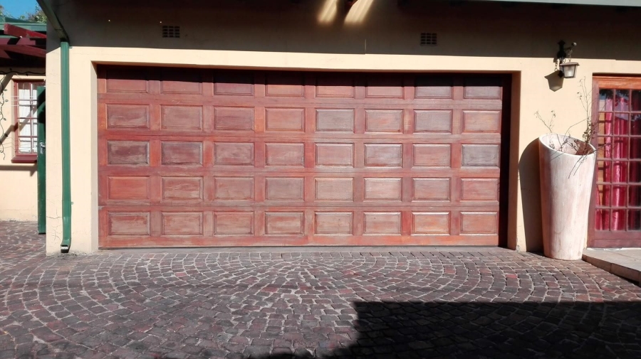To Let 2 Bedroom Property for Rent in Bedford Gardens Gauteng