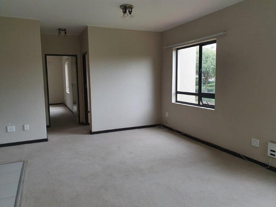 To Let 2 Bedroom Property for Rent in Jackal Creek Golf Estate Gauteng